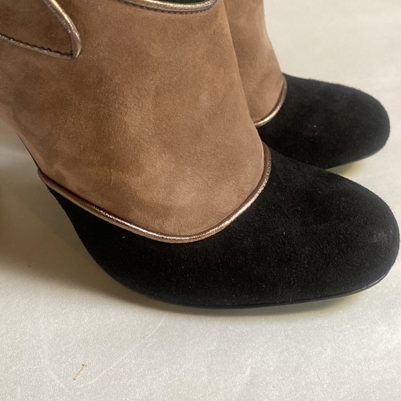 Paola D’Arcano Open Back Stiletto Shoes - Picture 8 of 13